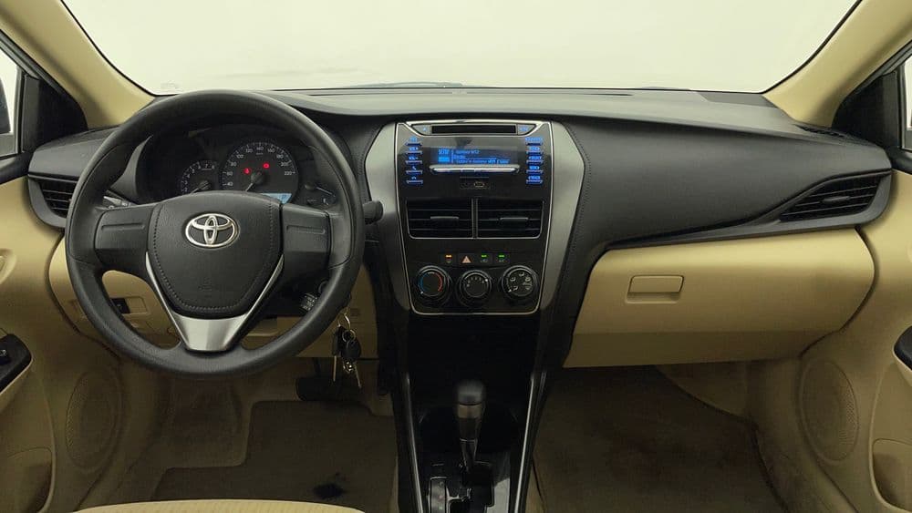 Used Toyota Yaris 2021