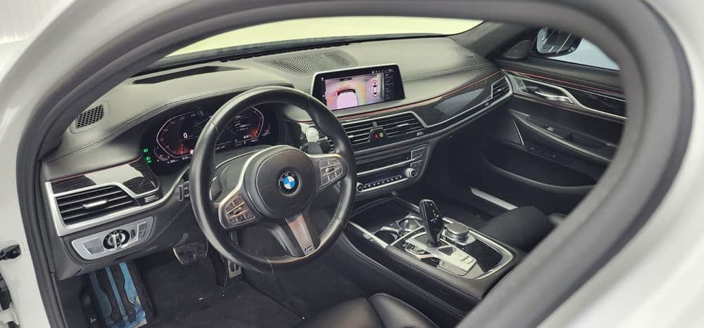 بي إم دبليو 7 سيريز 740Li xDrive 2020 مستعملة