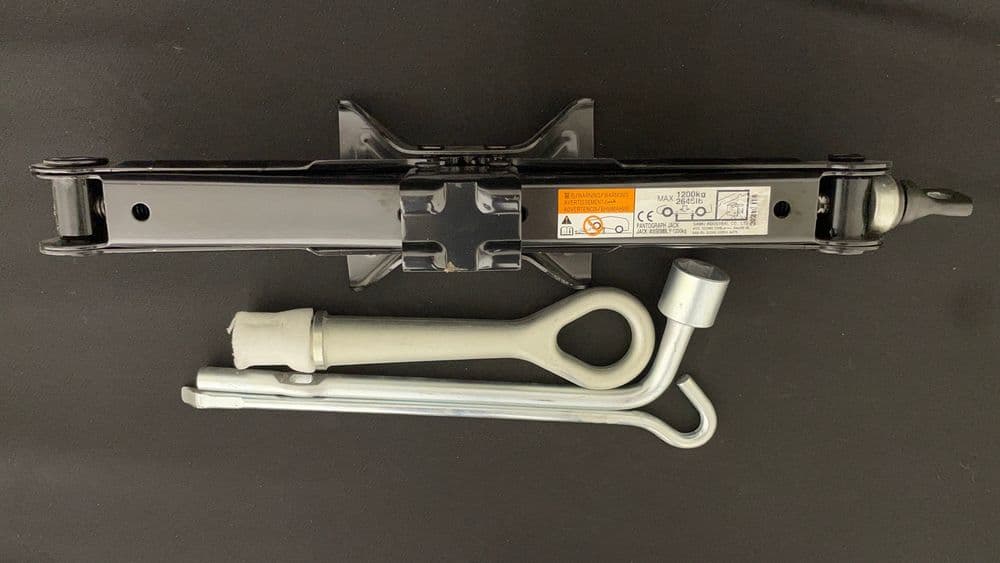 ميتسوبيشي آي إس إكس 2022 مستعملة