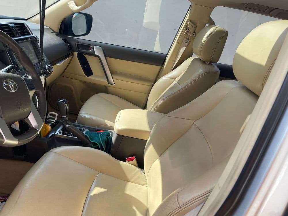 مستعملة تويوتا لاند كروزر 4.0L VXR 2015