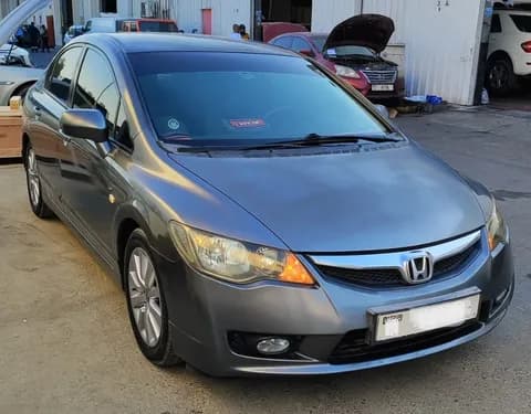 Used Honda Civic 4 door LXi 2009