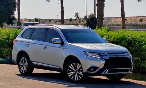 Used Mitsubishi Outlander 2.4L GLX (7-Seater) 2022 Used Mitsubishi Outlander 2.4L GLX (7-Seater) 2022 used_cars.forSale