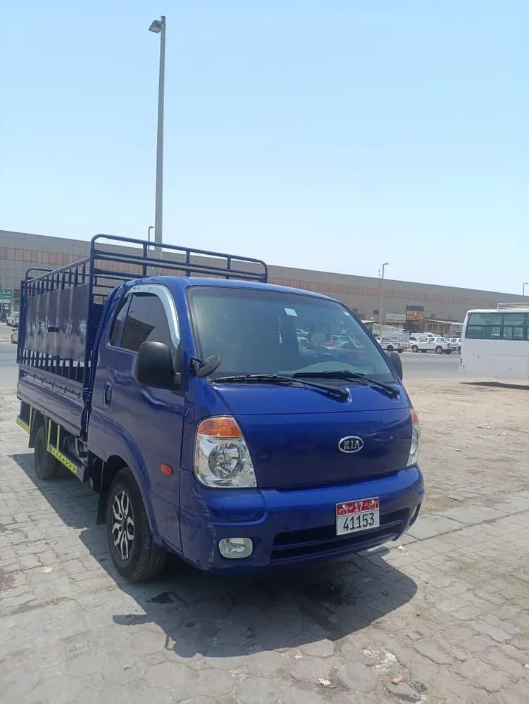 Used Kia Refrigerated Truck Bongo K4000G Refrigerated Freezer Truck 2011