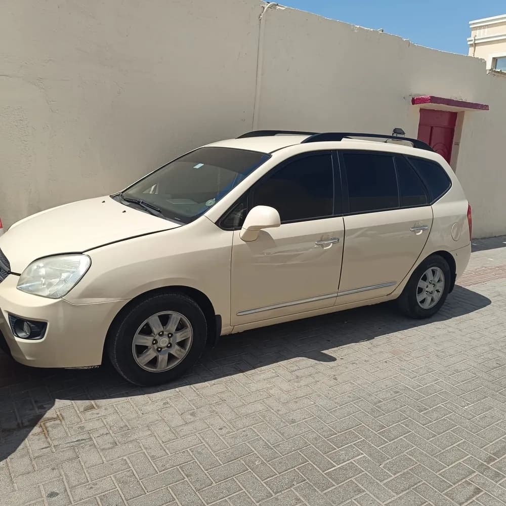 Used Kia Carens 2.0 LX 2009 Used Kia Carens 2.0 LX 2009 used_cars.forSale