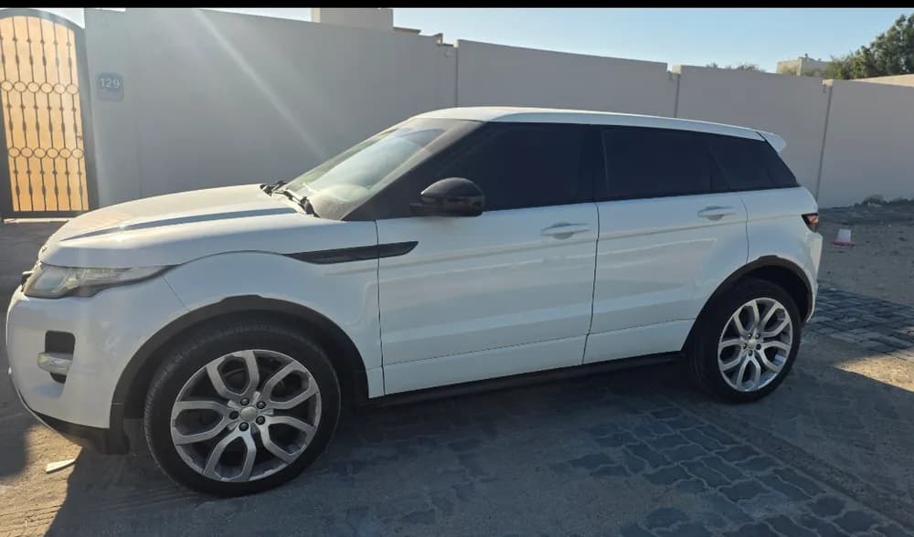 Used Land Rover Range Rover Evoque 2.0T R-Dynamic SE 200 PS 2014