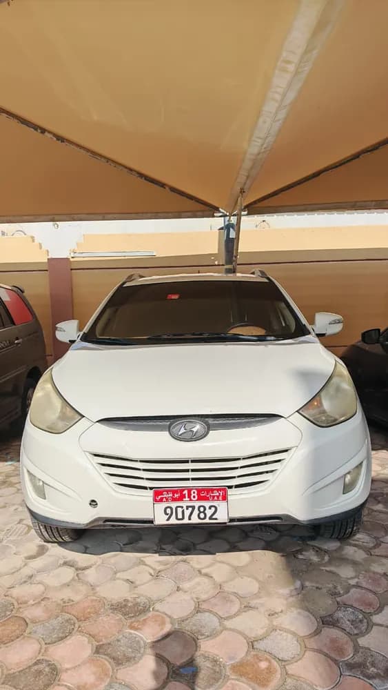 هيونداي توسان 2.0L Base FWD 2012 مستعملة