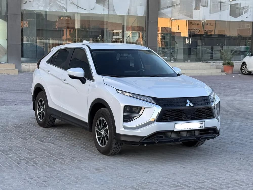 ميتسوبيشي اكلبس كروس 1.5T GLS (Mid Option) 2025 مستعملة