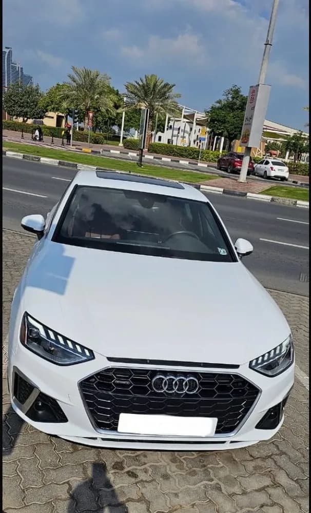 أودي أي4 45 TFSI quattro Sport (252 HP) 2024 مستعملة