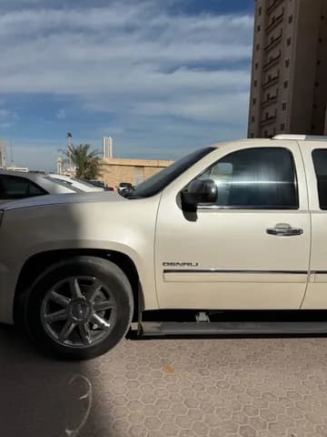 Used GMC Yukon XL 6.2L Denali 2012 Used GMC Yukon XL 6.2L Denali 2012 used_cars.forSale