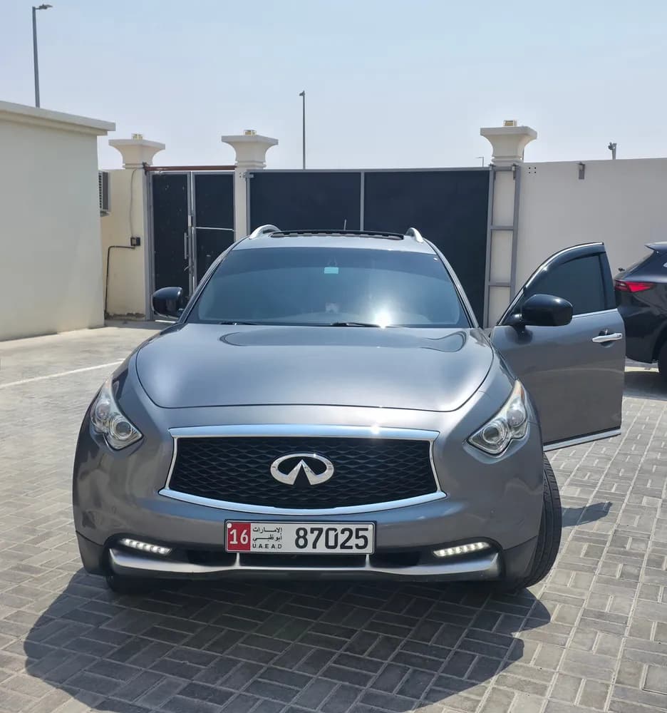 انفينيتي كيو اكس70 3.7L Limited 2018 مستعملة