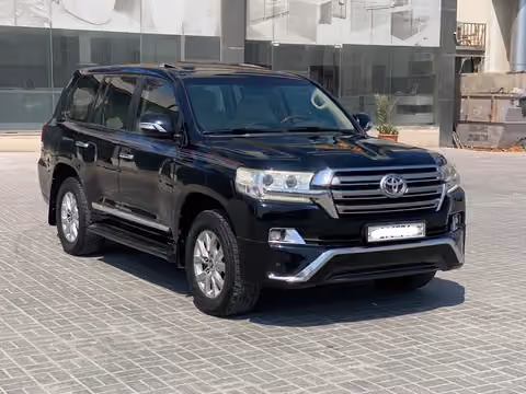 Used Toyota Land Cruiser 4.0 GXR 2018 Used Toyota Land Cruiser 4.0 GXR 2018 for sale