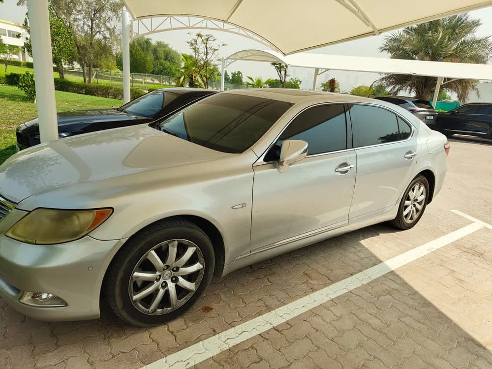 Used Lexus LS 460L 4 door 4.6L LWB 2009
