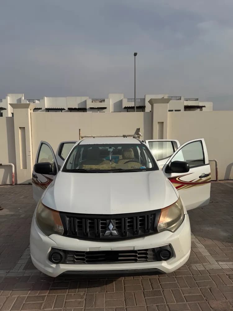ميتسوبيشي أل200 Double Cab 2018 مستعملة
