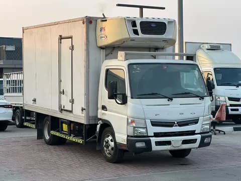 ميتسوبيشي كانتر 2022 مستعملة ميتسوبيشي كانتر 2022 مستعملة للبيع