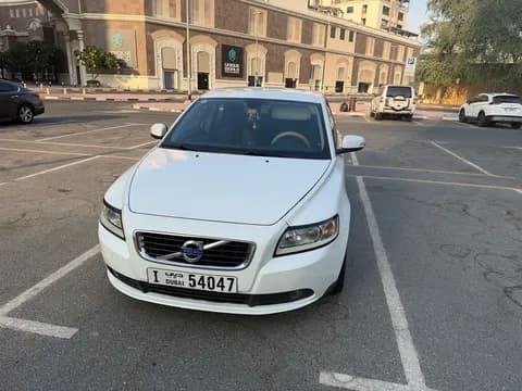 فولفو أس40 Comfort SE 2011 مستعملة فولفو أس40 Comfort SE 2011 مستعملة للبيع