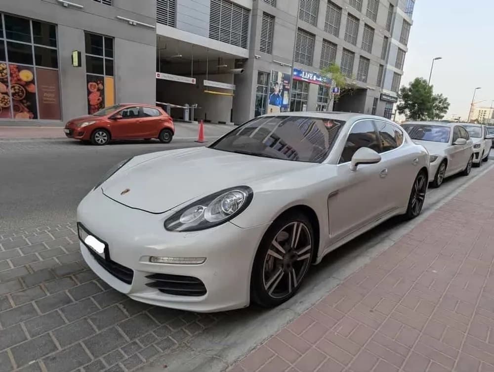 Used Porsche Panamera S 2014