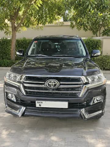 تويوتا لاند كروزر 5.7L VXR 2021 مستعملة تويوتا لاند كروزر 5.7L VXR 2021 مستعملة للبيع