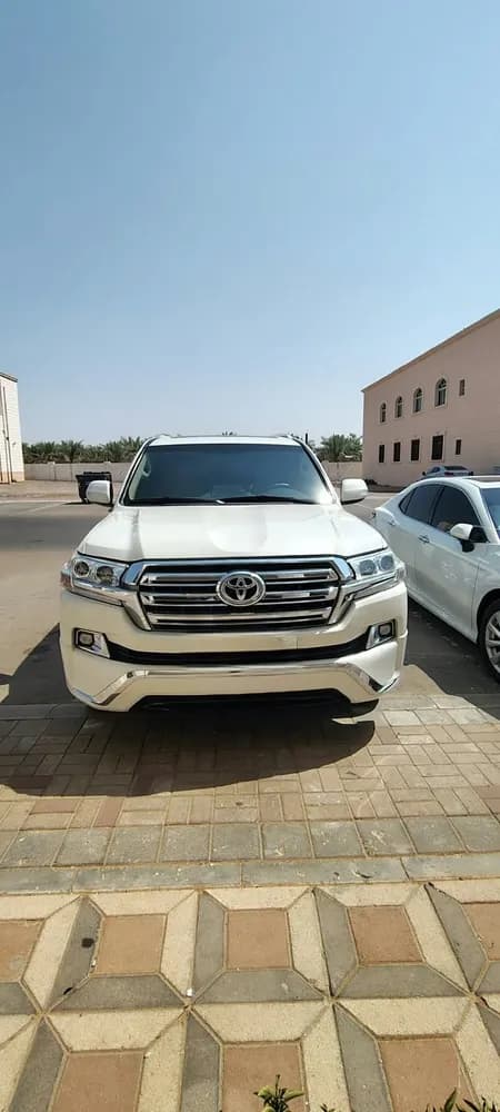 Used Toyota Land Cruiser 5.7 GXR 2019
