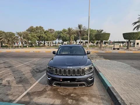 جيب جراند شيروكي لمتيد 2021 مستعملة جيب جراند شيروكي لمتيد 2021 مستعملة used_cars.forSale
