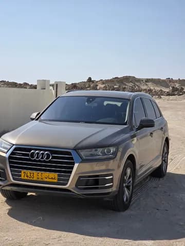 أودي كيو7 45 TFSI Sport quattro (333 HP) 2016 مستعملة أودي كيو7 45 TFSI Sport quattro (333 HP) 2016 مستعملة used_cars.forSale
