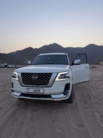 نيسان باترول 5.6L LE Platinum 2013 مستعملة نيسان باترول 5.6L LE Platinum 2013 مستعملة used_cars.forSale