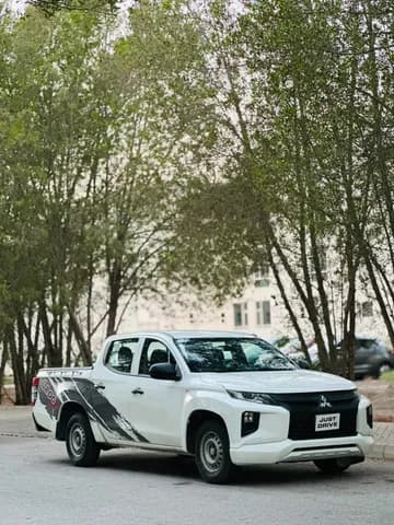 Used Mitsubishi L200 Double Cab 2021 Used Mitsubishi L200 Double Cab 2021 used_cars.forSale