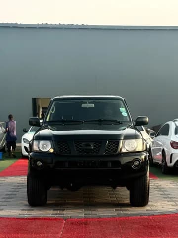 نيسان باترول سفاري 4.8L A/T (Full Option) 2019 مستعملة