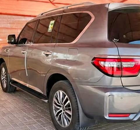 نيسان باترول SE Platinum 2021 مستعملة نيسان باترول SE Platinum 2021 مستعملة للبيع