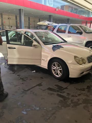 Used Mercedes-Benz C-Class C 200 2004 Used Mercedes-Benz C-Class C 200 2004 for sale