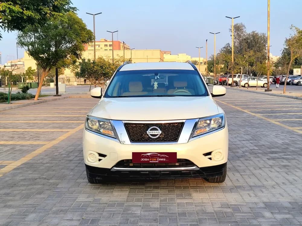 Used Nissan Pathfinder 3.5L SL 4WD 2015