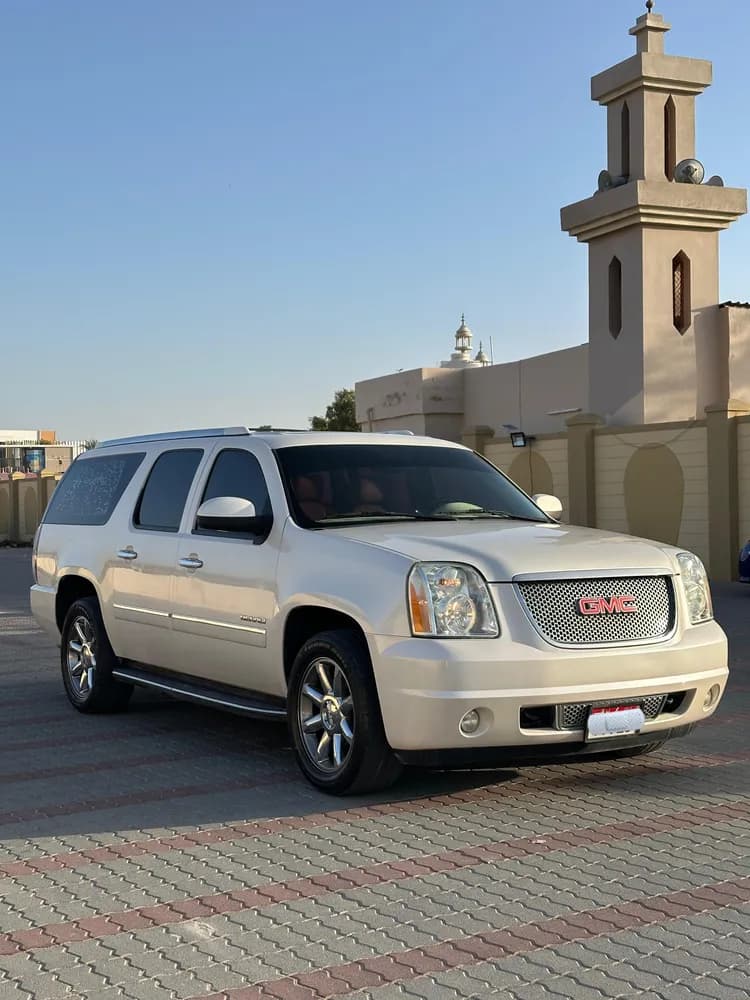 Used GMC Yukon 6.2L Denali 2012