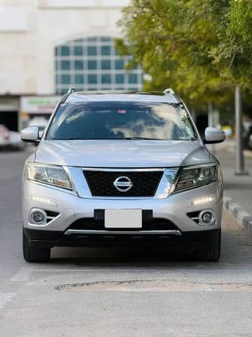 Used Nissan Pathfinder 2014