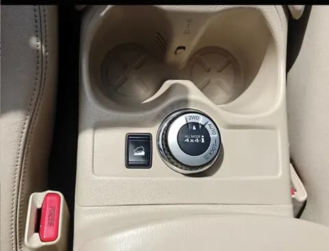 نيسان إكستيرا 4.0L S (Off Road Pack) 2015 مستعملة