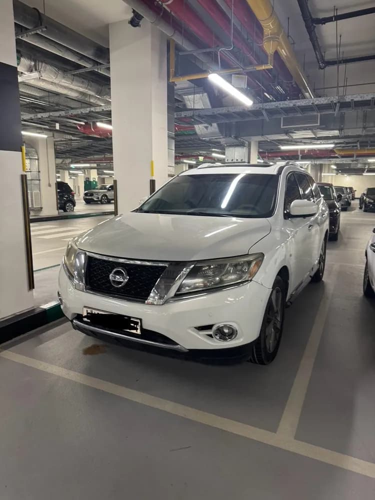 Used Nissan Pathfinder 2014