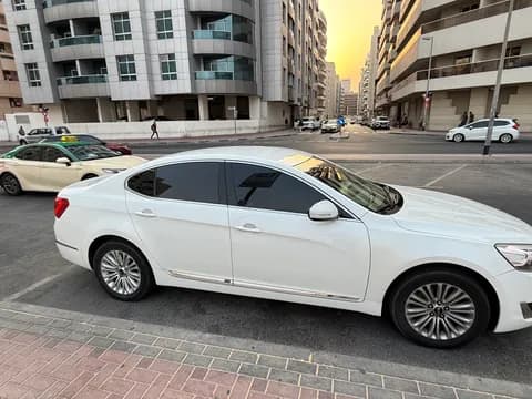 Used Kia Cadenza 3.3L Basic 2015 Used Kia Cadenza 3.3L Basic 2015 used_cars.forSale