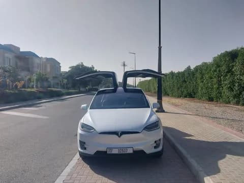 تسلا موديل X 75D 2019 مستعملة