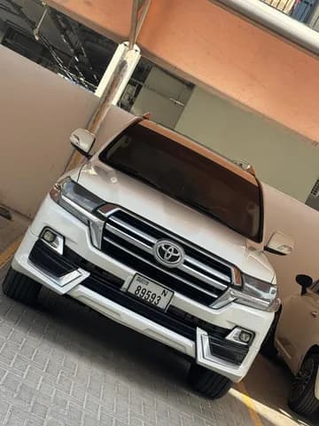 New Toyota Land Cruiser 4.6 GXR 2015