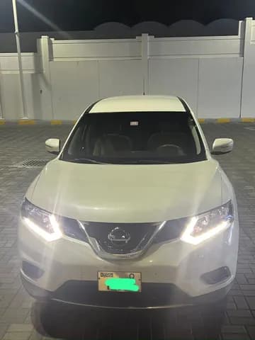نيسان إكس تريل 2.5 S 2WD 2015 مستعملة