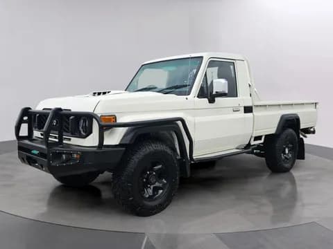 Used Toyota Land Cruiser Pick Up 4.5L Single Cabin Diesel M/T 2018