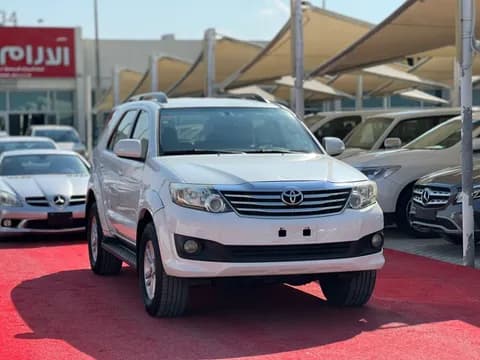 Used Toyota Fortuner 4.0L GXR 2014 Used Toyota Fortuner 4.0L GXR 2014 used_cars.forSale
