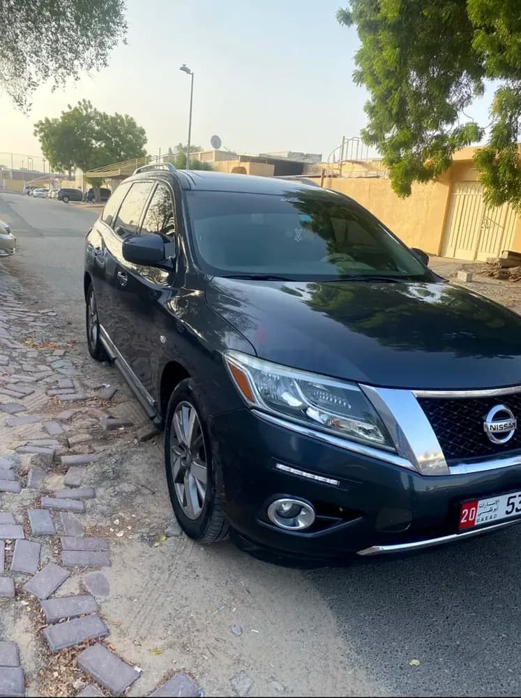 Used Nissan Pathfinder SV 4WD 2013