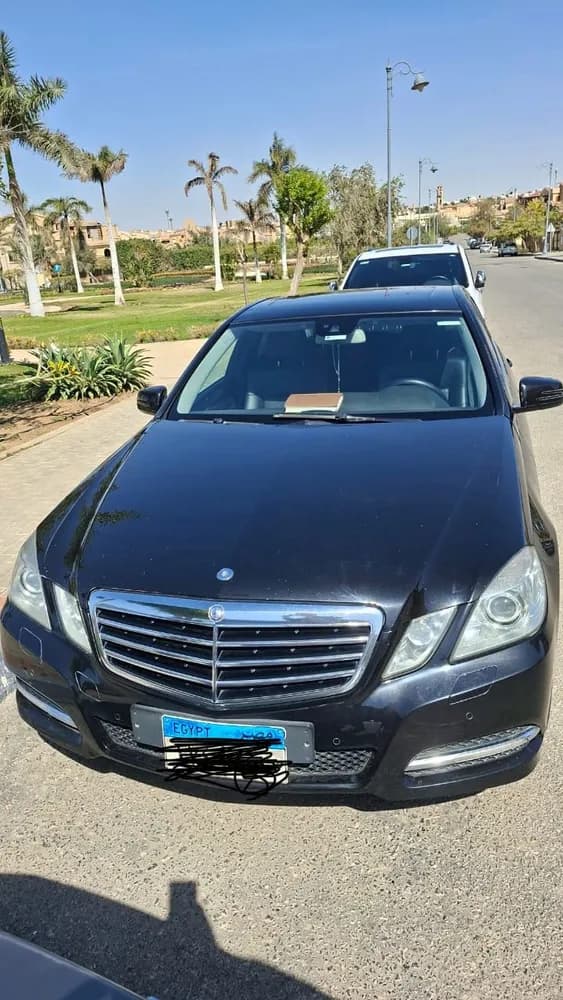 مرسيدس بنز الفئة -إي E 250 CGI 2012 مستعملة