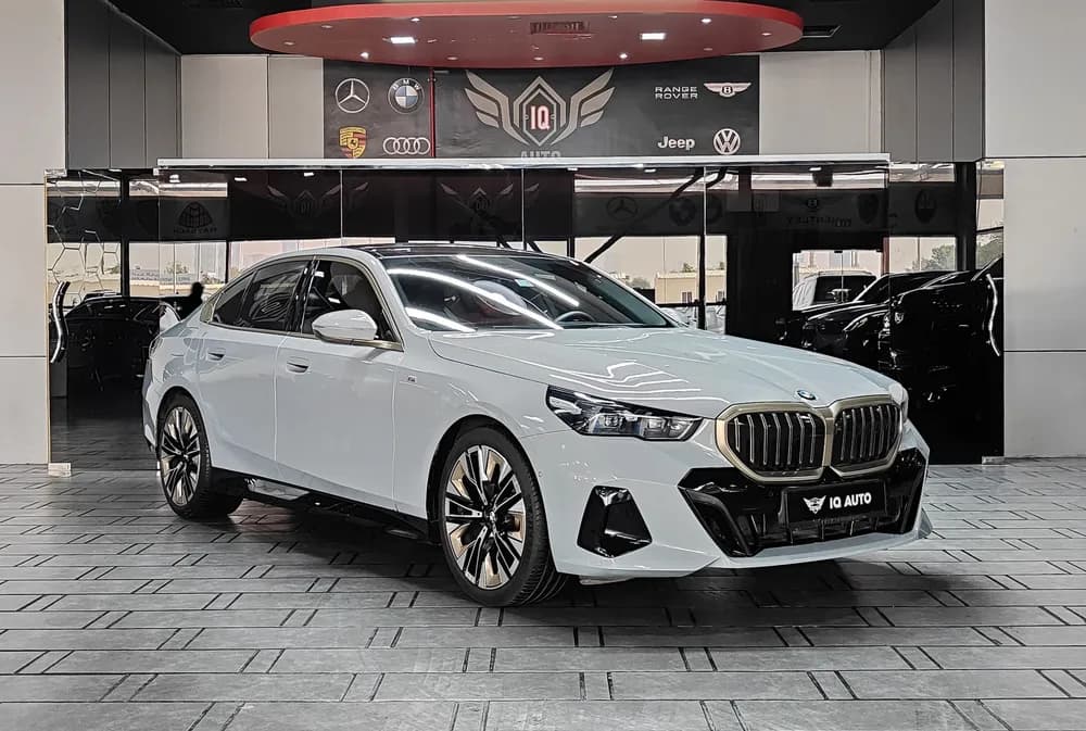 Used BMW 5 Series Sedan 520i 2024 Used BMW 5 Series Sedan 520i 2024 used_cars.forSale