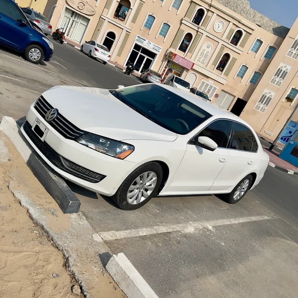 فولكس فاجن باسات 2.5L Comfortline 2014 مستعملة