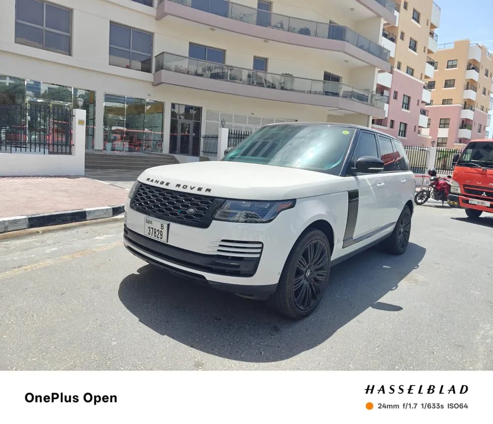 Used Land Rover Range Rover 3.0L V6 Vogue MHEV (400 PS) 2020