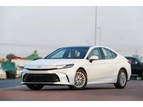 Used Toyota Camry 2025