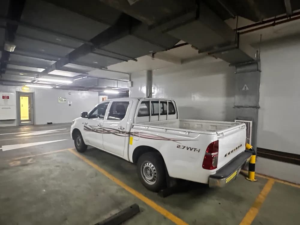 تويوتا هايلكس 2.7 Double Cab 4x2 2013 مستعملة