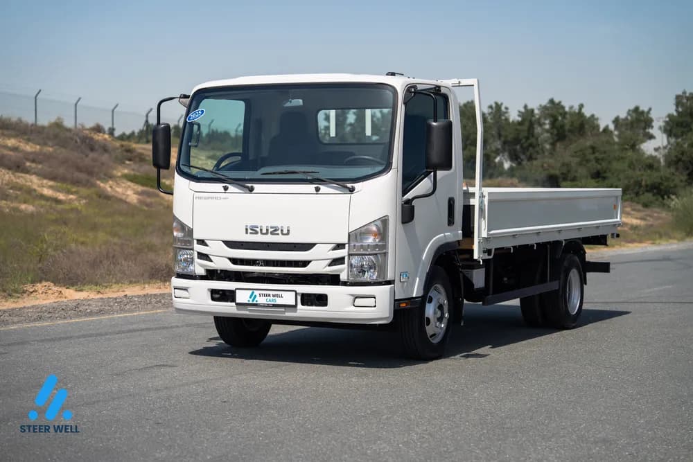 New Isuzu NPR 2025