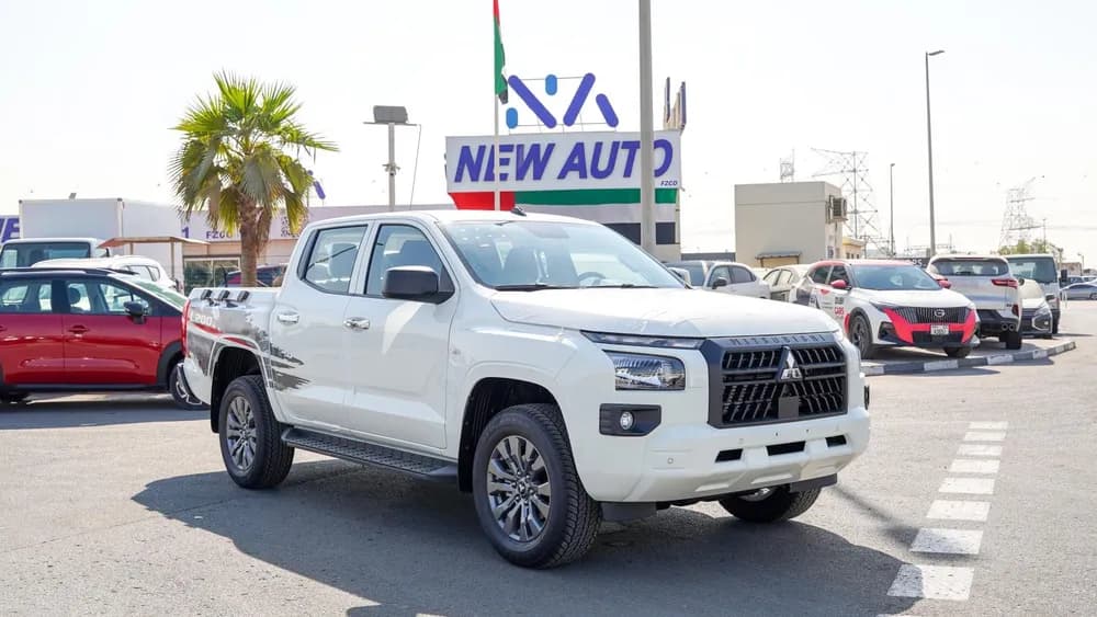 New Mitsubishi L200 2.5L Double Cab GLX 4WD 2026 for Sale New Mitsubishi L200 2.5L Double Cab GLX 4WD 2026 for Sale used_cars.forSale
