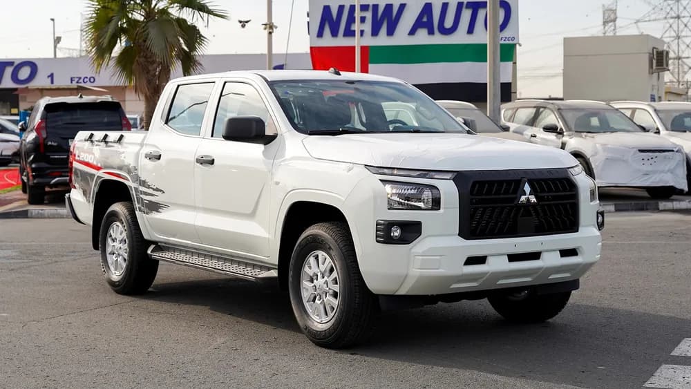 New Mitsubishi L200 2.5L Double Cab GLX 4WD 2026 New Mitsubishi L200 2.5L Double Cab GLX 4WD 2026 used_cars.forSale
